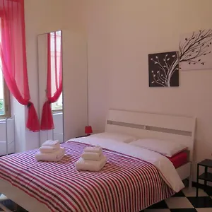  Aparthotel Casavostra Italy