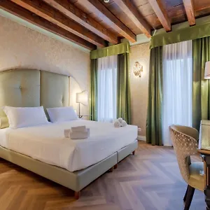 *** Guest house 312 Piazza San Marco Italy